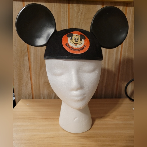 Vintage Walt Disney World Mickey Mouse Ears - Picture 1 of 7